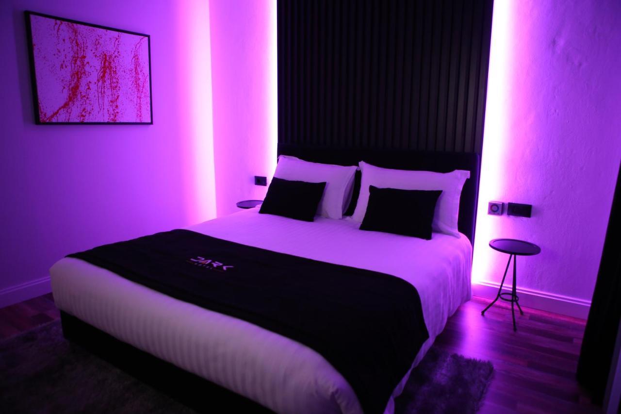 Dark Boutique Hotel Shkoze Экстерьер фото
