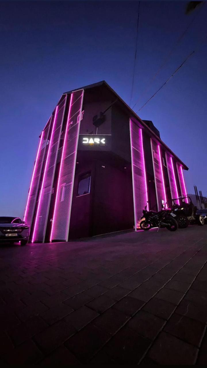 Dark Boutique Hotel Shkoze Экстерьер фото