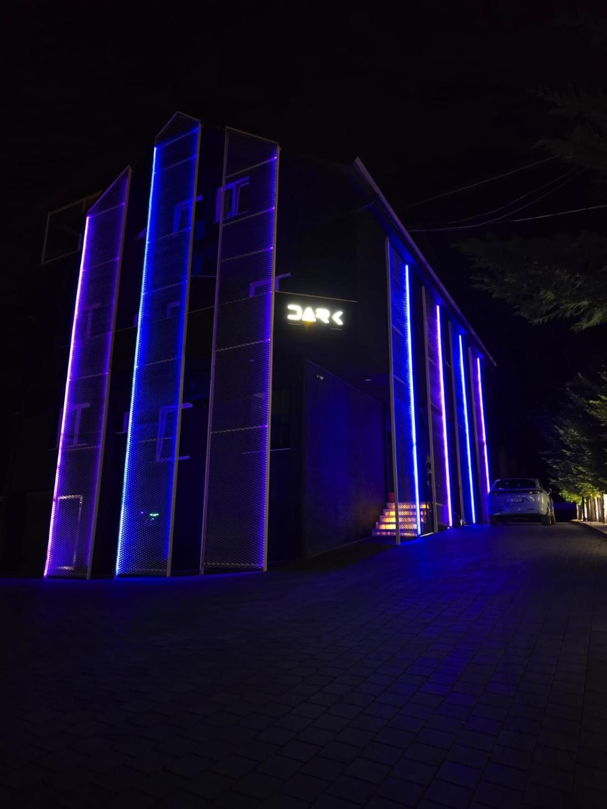 Dark Boutique Hotel Shkoze Экстерьер фото